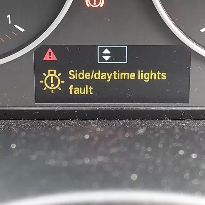 Side daytime store light fault bmw