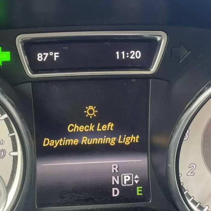 Check left daytime running light outlet mercedes