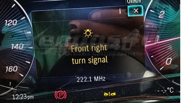 Mercedes-Benz A Class W177 V177 Facelift Front Left Right Turn Signal warning message explained