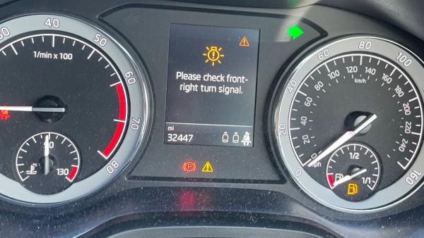 How to Fix “Please Check Front-Left Right Turn Signal” Warning on Your Skoda Karoq or Kodiaq